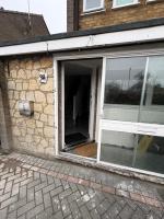Luton Retreat - Modern 2 Bedroom Studio Near Town Centre, Station and Airport - B&B Luton