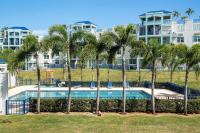 Costa Brava Condo by Otium - Bed and Breakfast Ceiba
