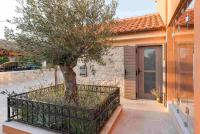 Luxury Villa Finessa Skradin 2 with heated pool, jacuzzi and sauna - Chambres d'hôtes Skradin