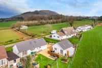 1 Bed in Bryn-y-Gwenin oc-c34139 - B&B Abergavenny