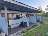 Yenbabo Coastal Village Homestay & Resto - B&B Amban