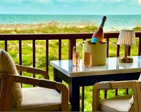 Direct Oceanfront King Suite - Pool & Bar - Steps to Beach - B&B Hilton Head Island