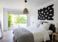 Maison plain pied hyper centre avec véranda 5 min à pied plage Royan 3 chambres - B&B Royan