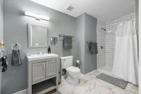 Modern 2BR - Private Parking, 30 minutes from NYC, 15 minutes from World Cup - B&B East Orange