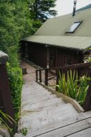 Cosy 3BR Alpine Chalet Near Queenstown, Fireplace, Family-Friendly and Minutes to Skiing - Chambres d'hôtes Queenstown