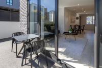 Stroll to the Stadium, 2-Bed with Private Carpark - B&B Christchurch