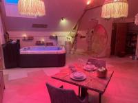 Romantic Love - So Lovely - B&B Bailleval