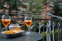 Green apartment at the Rotonda with garage - B&B Nizza Monferrato
