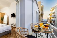 Sea & City - Luxury Maisonette Steps from the Beach with Private Terrace - B&B Chionato