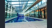 Banana Bliss - Spacious 2 Bedroom CBD Apartment with 2 Balconies, 2 Bathrooms & Parking Option - Chambres d'hôtes Melbourne