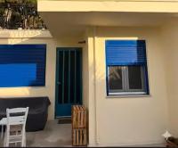 Stylish 2BR very close to the sea - B&B Vathy