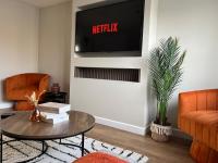 Three bed modern townhouse Wick - Sleeps 6 - Bed and Breakfast Wick