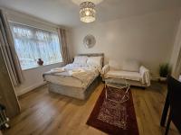 Lovely studio flat - B&B Reading