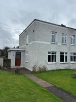 2 bed 2 bath house in Quiet Estate - Ferienwohnung Limerick