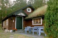 Charming cottage, beautiful natur, lake in 200 m - B&B Gamleby