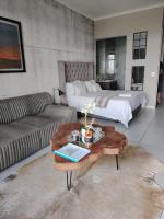 Menlyn Maine - The Trilogy Apartment 1111 - B&B Pretoria