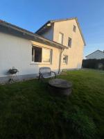 Apartment Bielefeld-Brake - nähe Bahnhof -Parken im Hof - Chambres d'hôtes Bielefeld