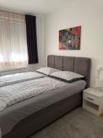 Apartment with garage Lavici - B&B Zagreb
