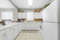 Sandy Tee Resort Suite w Giant Pool Oasis - B&B Myrtle Beach