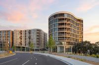 Chic 1BR in Canberra CBD w Pool, Gym n Parking - Ferienwohnung Canberra