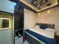 Camera Queen Superior