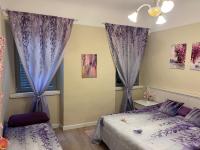 Camera Matrimoniale/Doppia con Letti Singoli con Bagno Privato