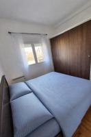 Teja- new apartment for 4 person with free parking space - Chambres d'hôtes Belgrade
