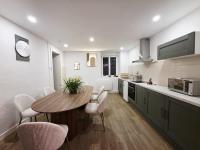 Le petit domaine de Leo L ecureuil appartement cosy avec jardin privatif - Chambres d'hôtes Celles-sur-Plaine