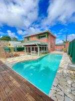 Villa avec piscine sur les hauteurs de Sainte-Luce - B&B Sainte-Luce
