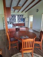 Villa Kaka, Drevula Heights Villas, Fiji - B&B Korovisilou