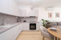 UNO Residence - Nordic Chic & City Views - B&B Bratislava