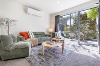 6BR Home Walk to Wolfbrook Arena and Hagley Park - B&B Christchurch