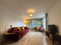 15 mins to Princes Street Spacious Lakeside Home with Free Parking - B&B Edinburgh