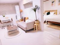 아차산역 4분 넓은 3룸 단독사용 무료주차 8인숙소 레트로게임 건대성수10분 - B&B Seul