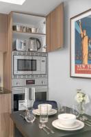 Cozy Yorkville Studio Sleeps 4 Parking - B&B Toronto