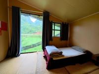 Camera Familiare con Vista Montagna