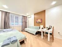 Modern City Center Apartment Golden Square Almaty - Ferienwohnung Almaty