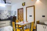 ELIVAAS Palazao, Stunning Getaway With Pvt Pool, Garden and Gazebo - Chambres d'hôtes Bedla