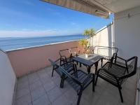 Appartement met 3 Slaapkamers en Uitzicht op Zee