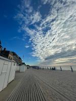 Appartement lumineux avec accès direct à la plage - B&B Blonville-sur-Mer