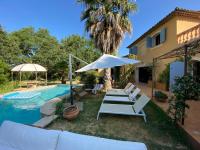 Chambre privée dans maison néo-provençale - B&B Draguignan