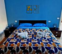 Kamer met Kingsize Bed en Uitzicht op de Bergen