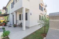 Apartmani Grujić - Bed and Breakfast Funtana