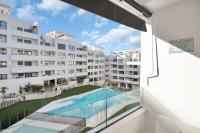 Apartamento nordico boho con piscina en Estepona - ESTEPONA GARDEN 5 1B - Chambres d'hôtes Estepona