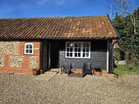 The Dickleburgh Crown - B&B Diss