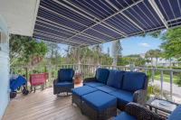 Key West Villa 3 min to No 1 Beach - Pool - BBQ - B&B Siesta Key