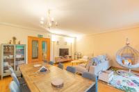 Gran chalet con jardín a 5 minutos de Pamplona - B&B Gorraiz