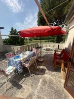 DA ROBY Trilocale con veranda panoramica a 200 mt dal mare - Chambres d'hôtes Loreto