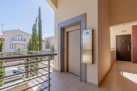 The Pearl 9 -2BR Poolside Retreat at Mythical Sands, Protaras - B&B Paralímni