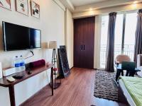PrimeStays Studio near expo mart greater noida - B&B Greater Noida